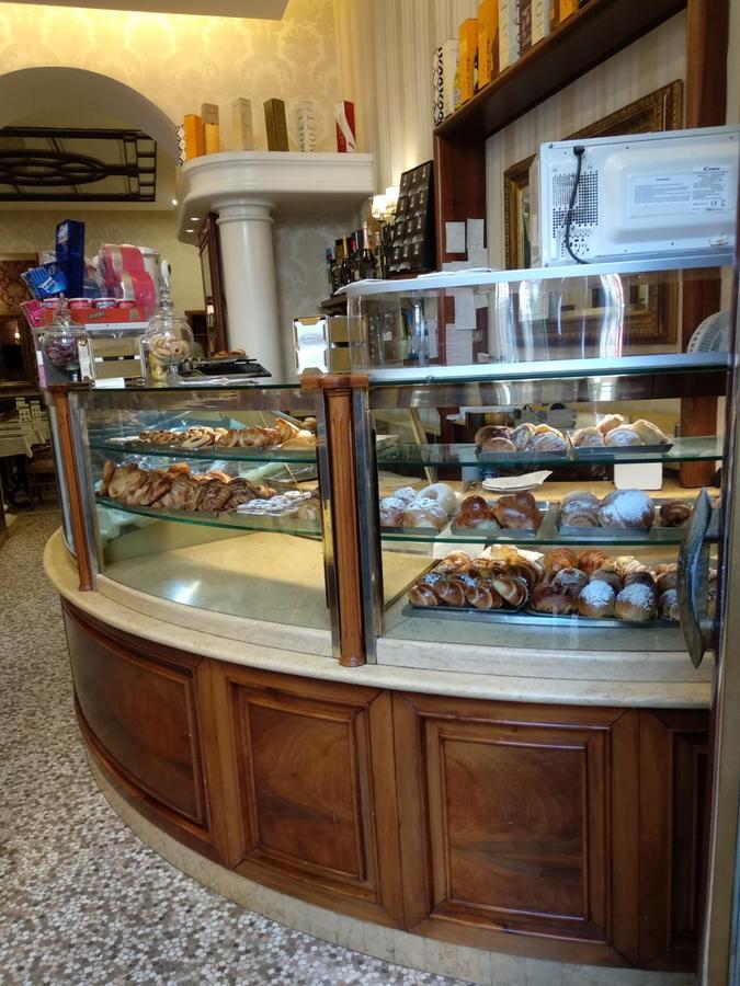 Suite Napoletana 那不勒斯 外观 照片